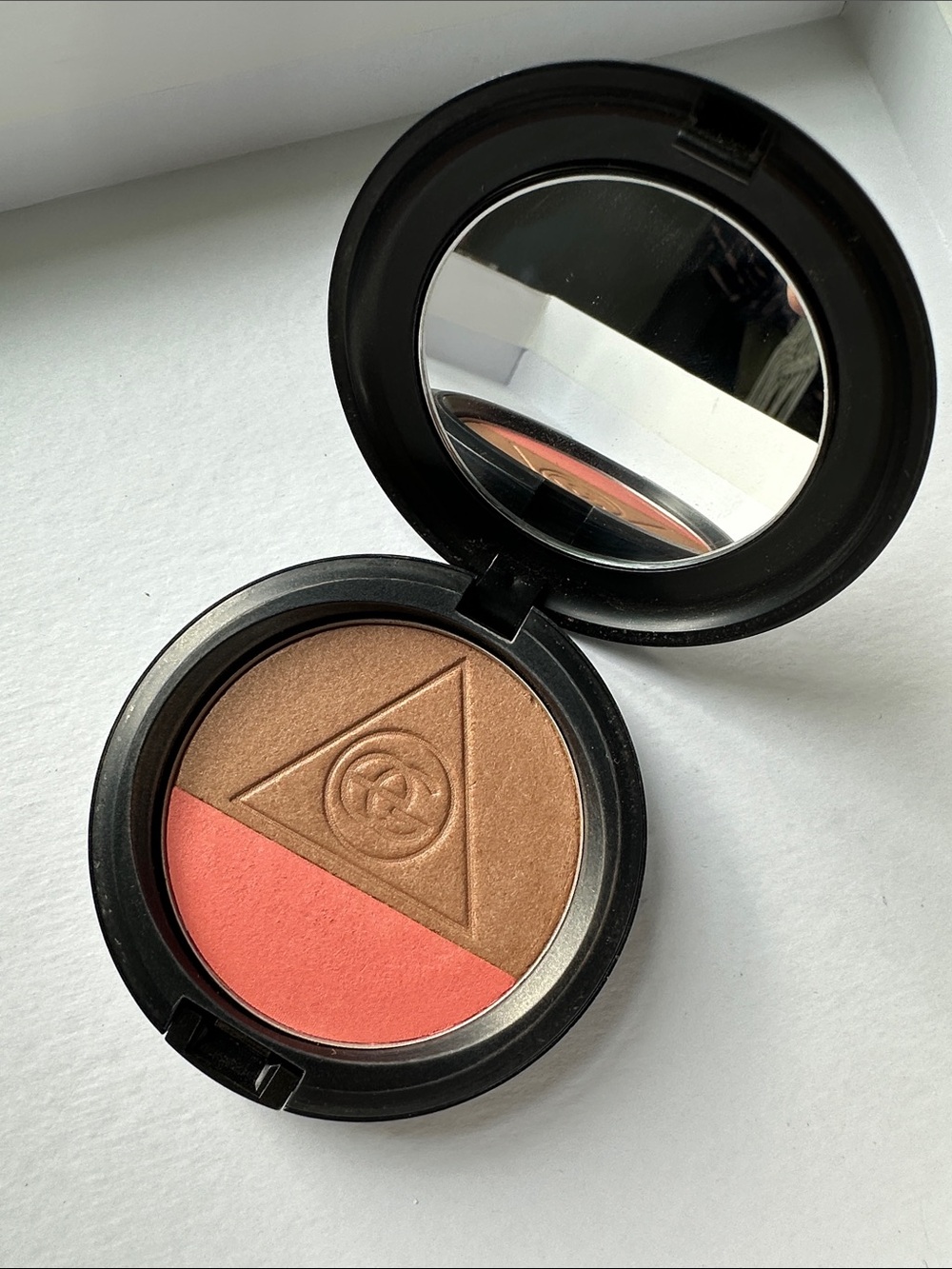 MAC Cosmetics Bronzer - I’ll hold my breath